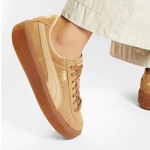 tan puma platform sneakers